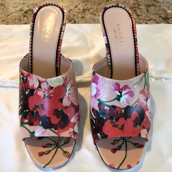 Gucci Floral-Print Apricot Pink Mules - Picture 2 of 8